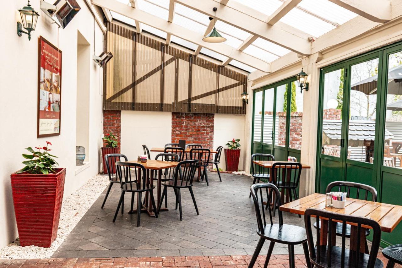Rutland Arms Inn Уангануй Екстериор снимка