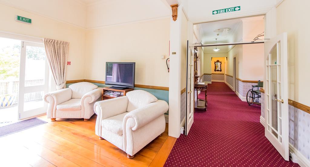 Rutland Arms Inn Уангануй Екстериор снимка