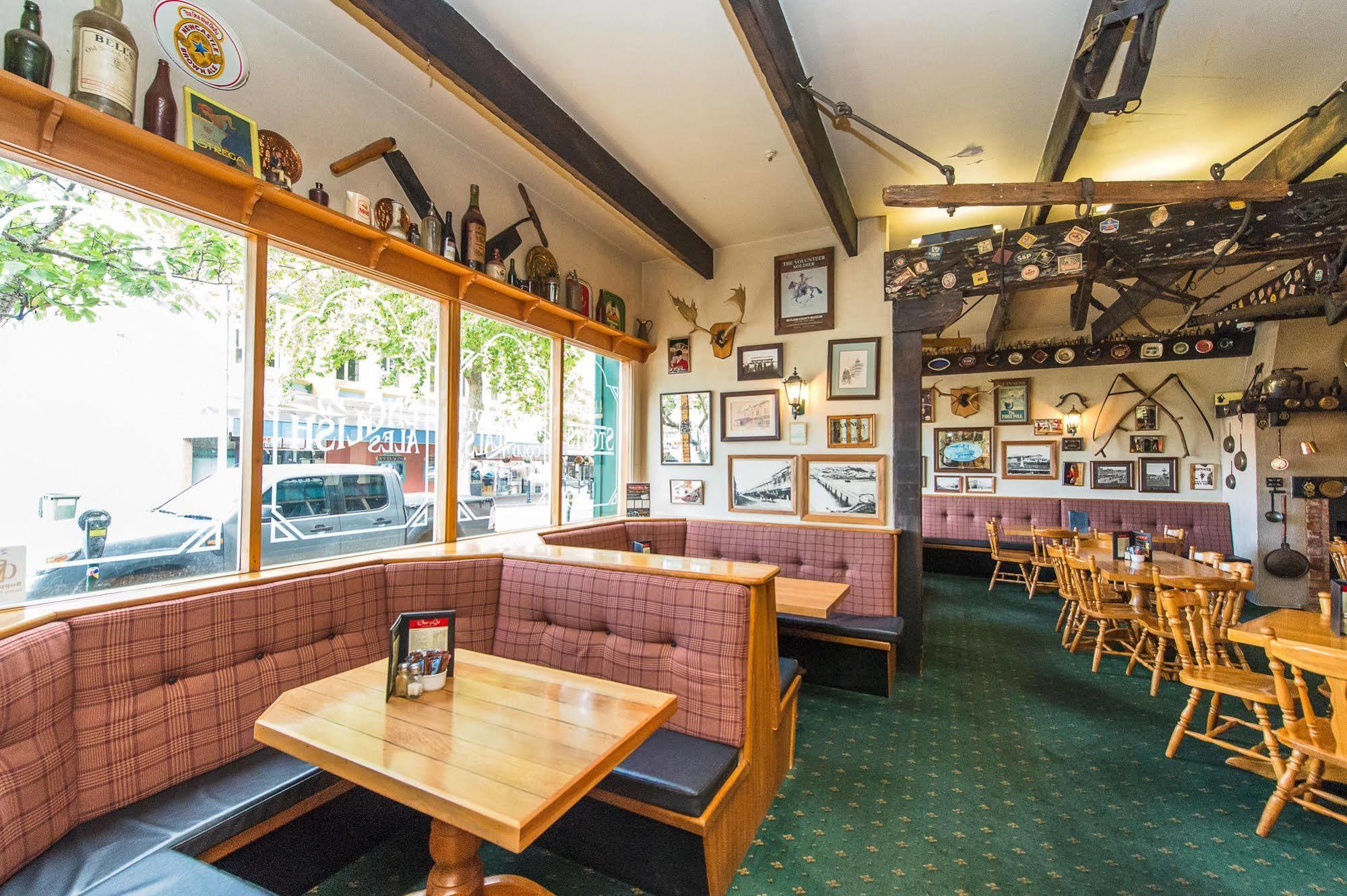 Rutland Arms Inn Уангануй Екстериор снимка